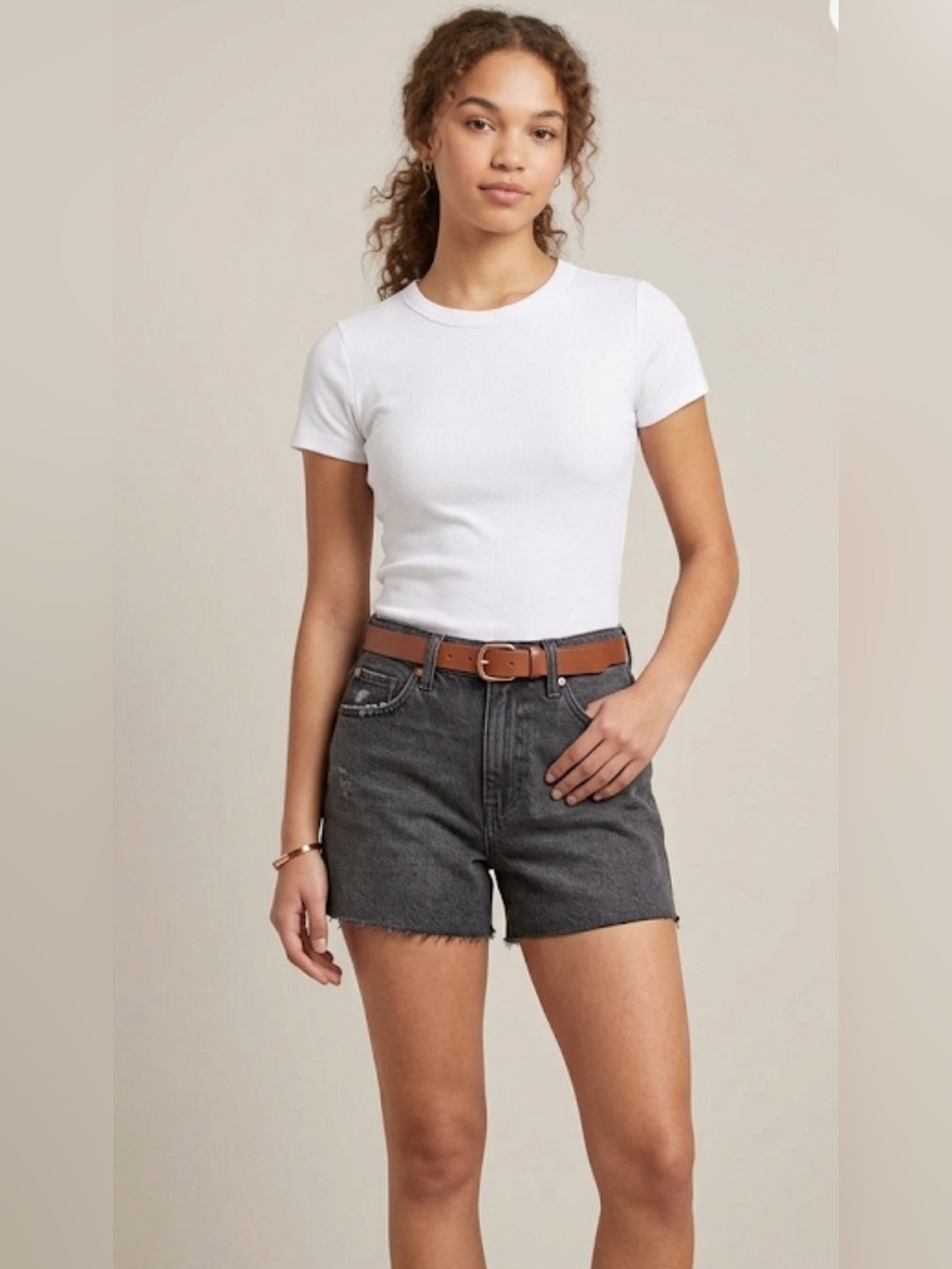 Universal Thread Mid-Rise 90s Baggy Jean Shorts - Size 14
